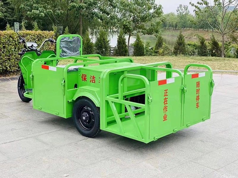 四桶垃圾转运车