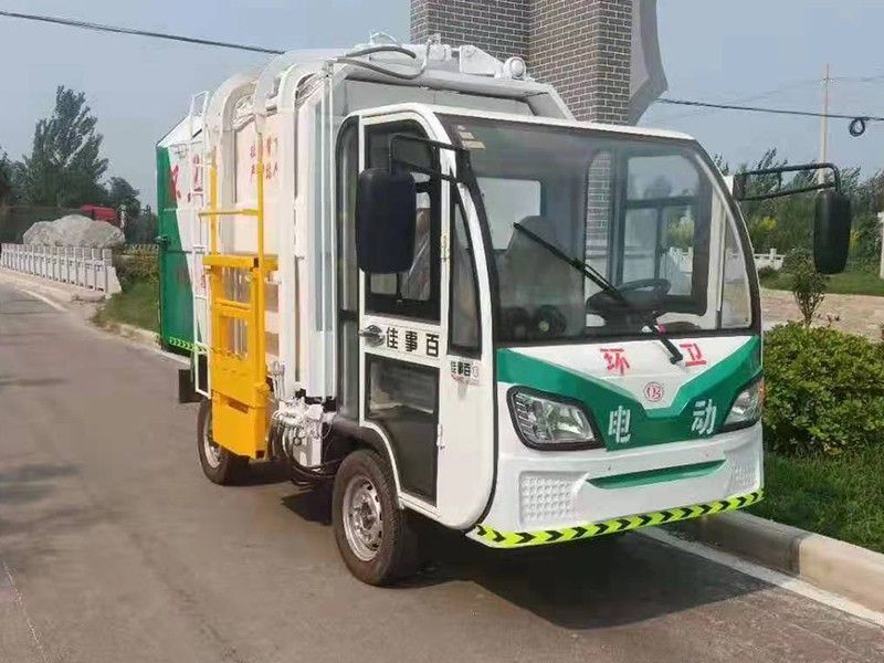 新能源四轮垃圾车